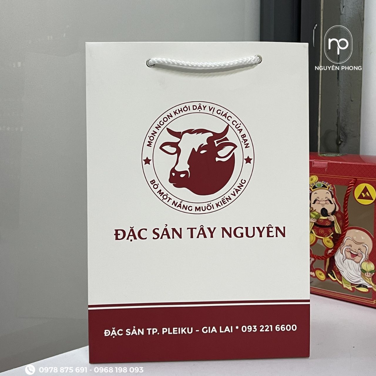 In túi giấy đựng bò khô đẹp, chuyên nghiệp, giá rẻ